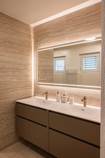 Minimalist, Contemporary, Flats / Apartments, Bathroom, Chic, Full Project, Creation of exclusive furniture, 3D ambiance, Plan, Renovation, Layout