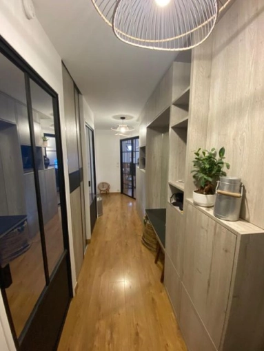 Contemporary, Flats / Apartments