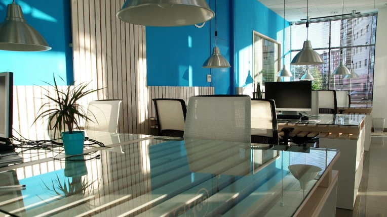 Minimaliste, Contemporain, Bâtiment professionnel