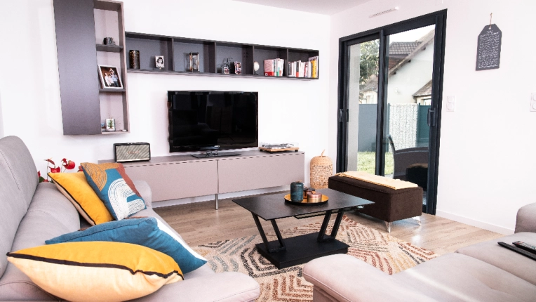 Home, Contemporary