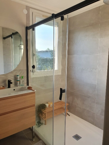 Minimalist, Bathroom