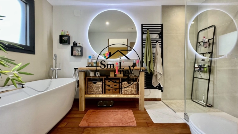 Minimalist, Contemporary, Bathroom, Nature, Tiny house