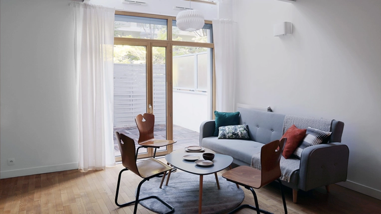 Contemporary, Flats / Apartments