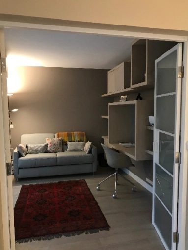 Contemporary, Room