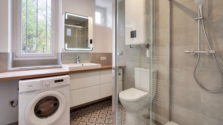 Contemporary, Bathroom
