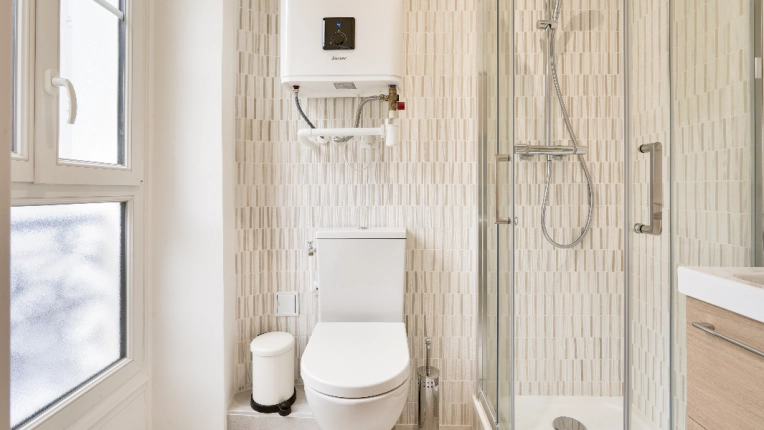 Contemporary, Bathroom