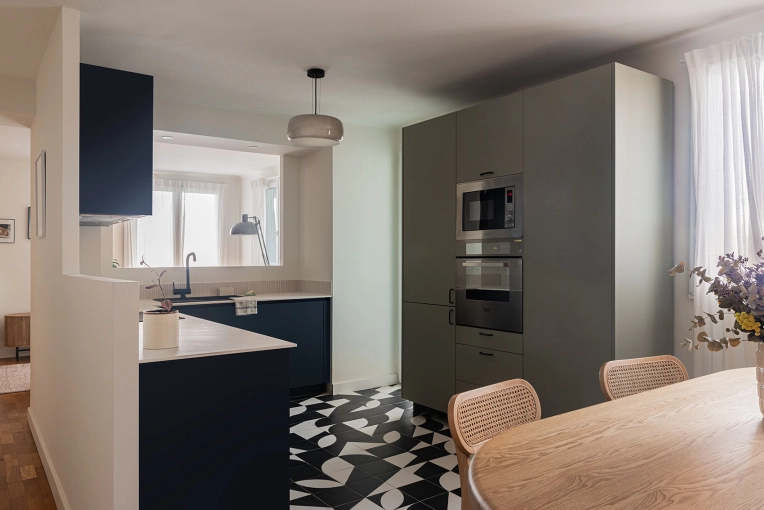 Contemporary, Flats / Apartments, Kitchen, Living room, Full Project, Coach shopping, Shopping list, Plan, Renovation