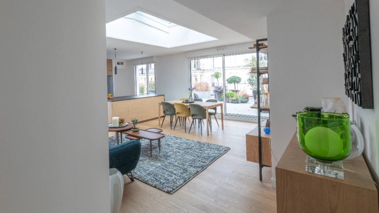 Contemporary, Flats / Apartments