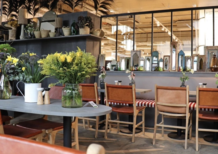 Bohemian, Buildings Open to the Public, Restaurant, Nature