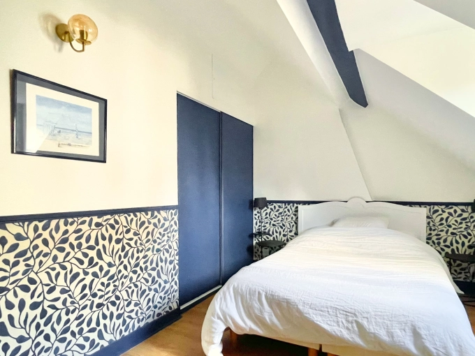 Contemporary, Room, Chic, Full Project