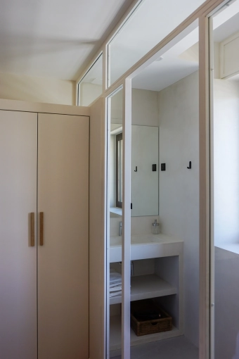 Minimalist, Contemporary, Vintage, Bathroom, Chic, Full Project