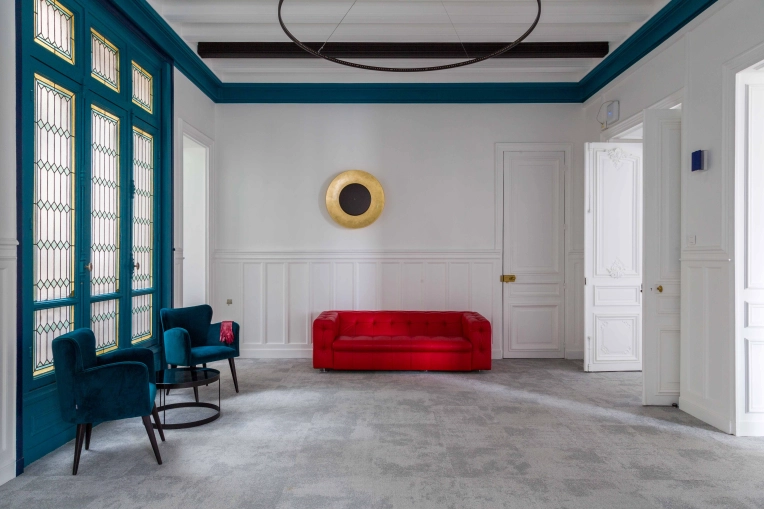 Contemporary, Buildings Open to the Public, Chic, Consultation Visit, Full Project, Coach shopping, Shopping list