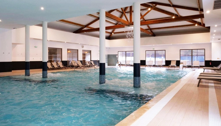 Industrial, Rustic, Contemporary, Scandinavian, Buildings Open to the Public, Chic, Feng Shui