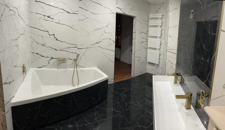 Bathroom, Chic, Full Project