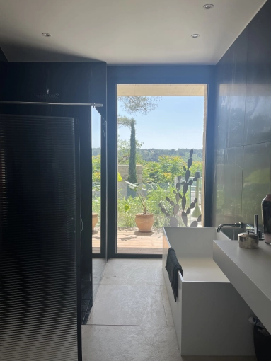 Contemporary, Bathroom, Chic, Consultation Visit, Full Project, Coach shopping, Shopping list