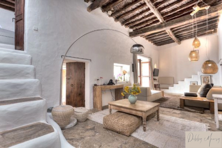 Bohemian, Contemporary, Chic, Nature, Feng Shui, Living room, Wabi-sabi, Consultation Visit, Full Project, Remote Coaching, Event Decor, Coach shopping, Energy renovation, Creation of exclusive furniture, Shopping list, 3D ambiance, Plan