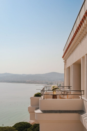 Contemporary, Commercial Buildings, Full Project, Creation of exclusive furniture, Shopping list, 3D ambiance, Plan