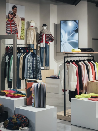 Retail / store, Full Project, Creation of exclusive furniture, 3D ambiance, Plan