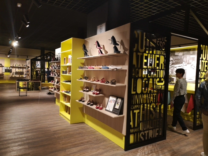 Retail / store, Full Project, Creation of exclusive furniture, 3D ambiance, Plan