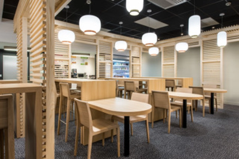 Scandinavian, Restaurant