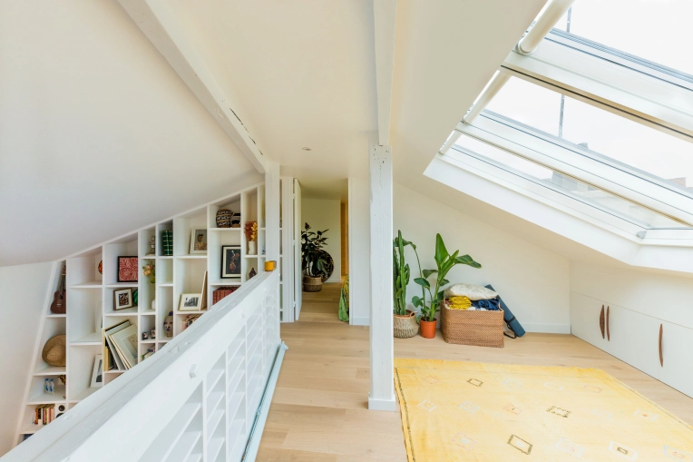 Contemporary, Flats / Apartments