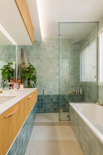 Contemporary, Flats / Apartments