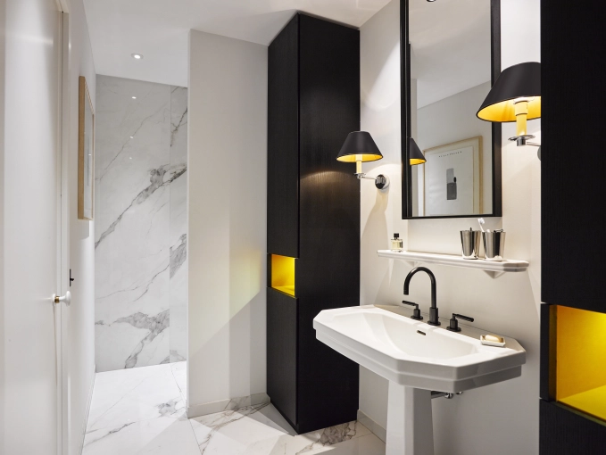 Bathroom, Chic, Full Project