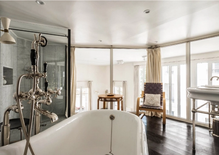 Contemporary, Bathroom, Chic, Full Project