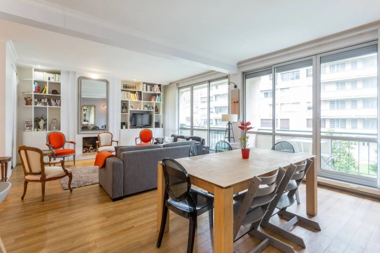 Contemporary, Flats / Apartments, Chic