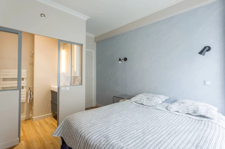 Contemporary, Room, Chic, Full Project
