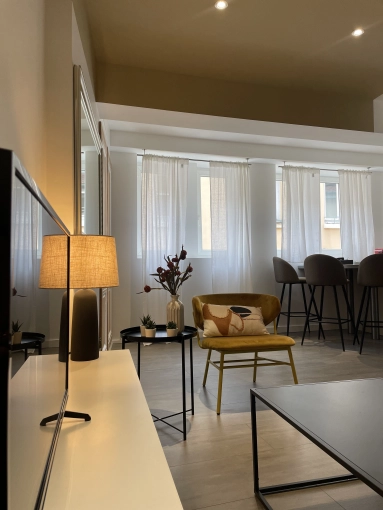 Flats / Apartments