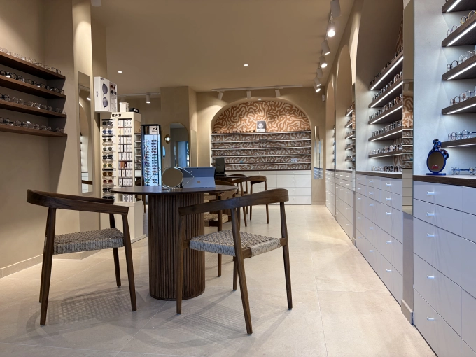 Retail / store