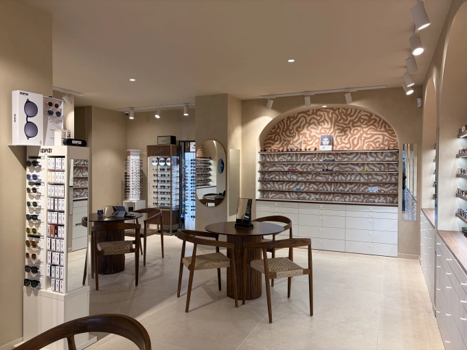 Retail / store