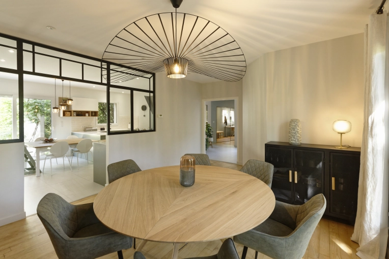 Minimalist, Contemporary, Scandinavian, Chic, Nature, Dining room, Coach shopping, Shopping list, Textile designer, Plan, Renovation