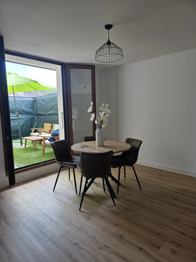 Minimalist, Contemporary, Flats / Apartments, Renovation