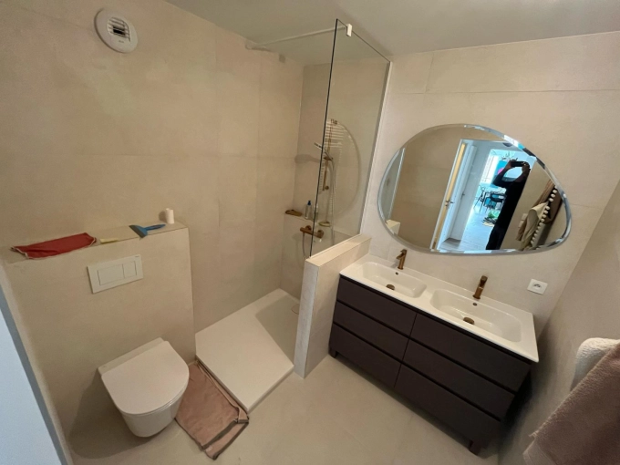 Contemporary, Bathroom, Chic, Renovation