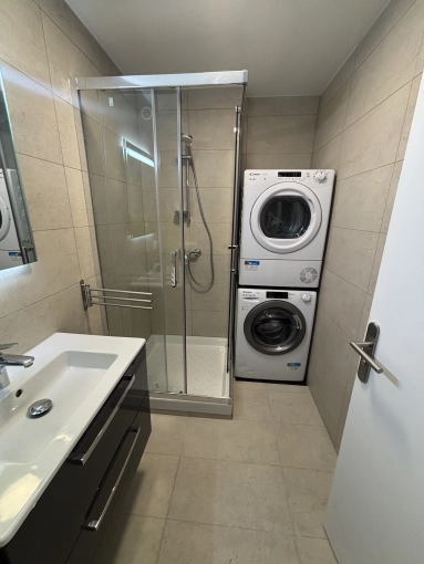 Bathroom, Full Project