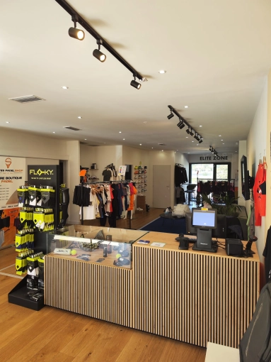 Industrial, Retail / store, Chic, Full Project, Renovation