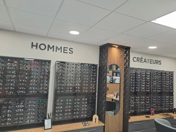 Contemporary, Retail / store, Chic, Full Project